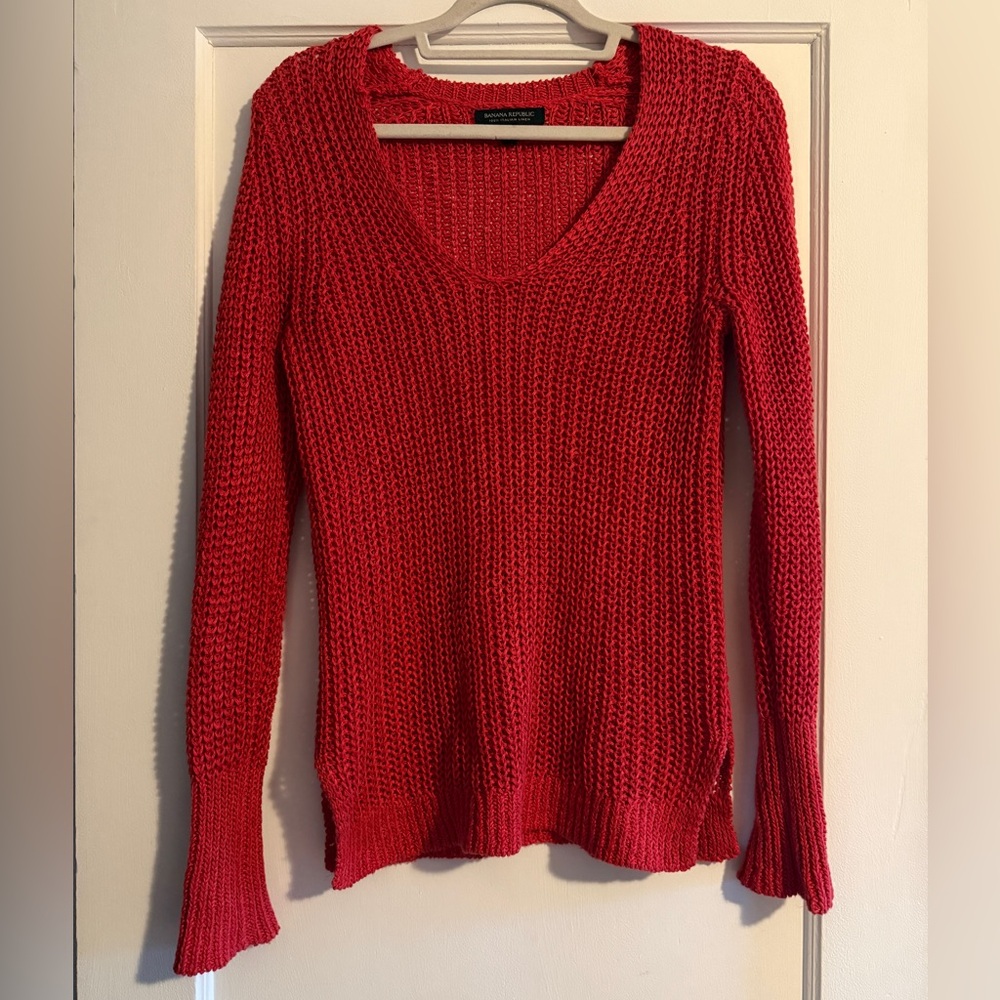 Banana Republic 100% Italian Linen Loose Knit V-neck Sweater Red Small